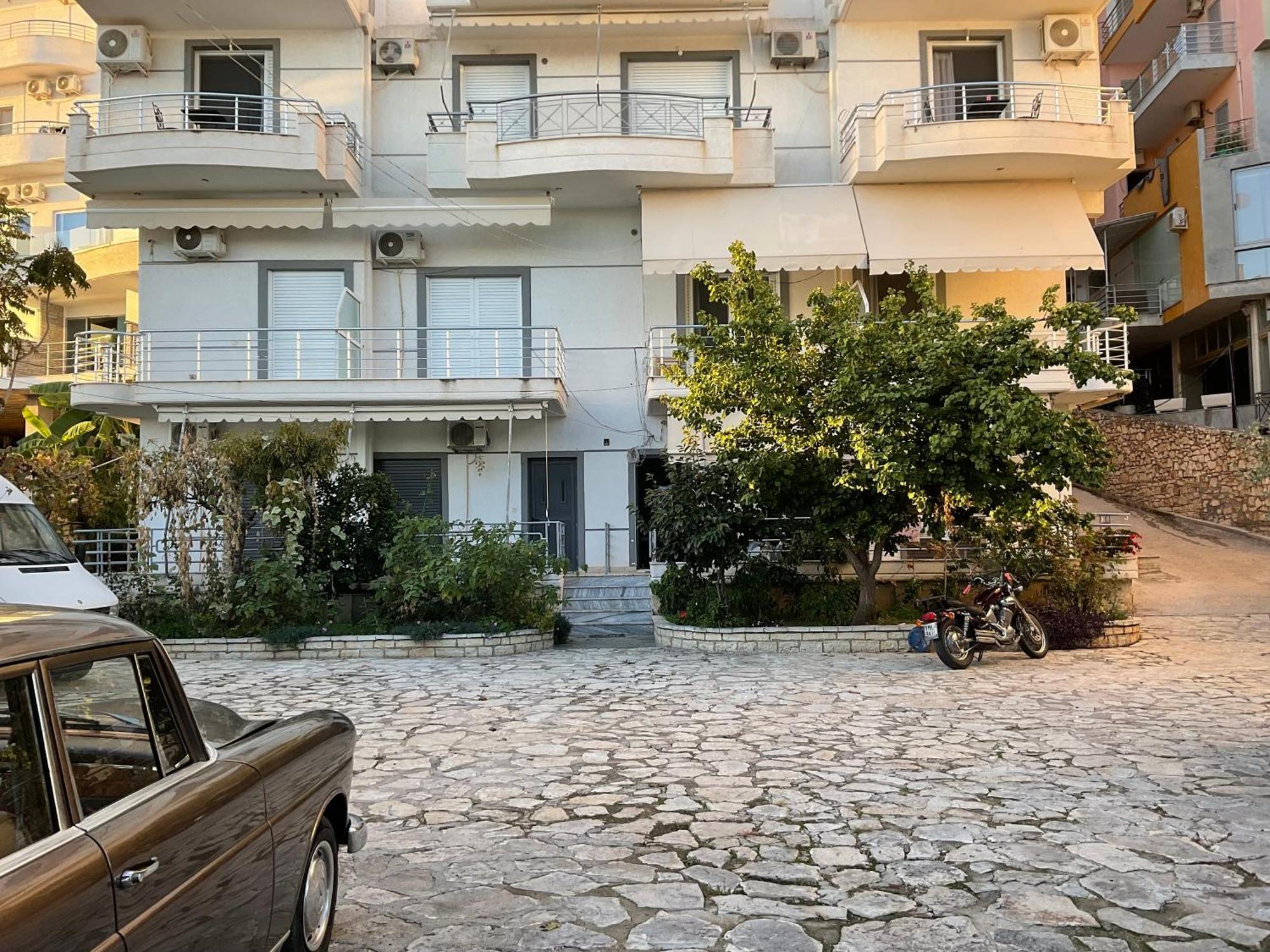 Mojito Beach Apartments With Free Parking Саранда Экстерьер фото