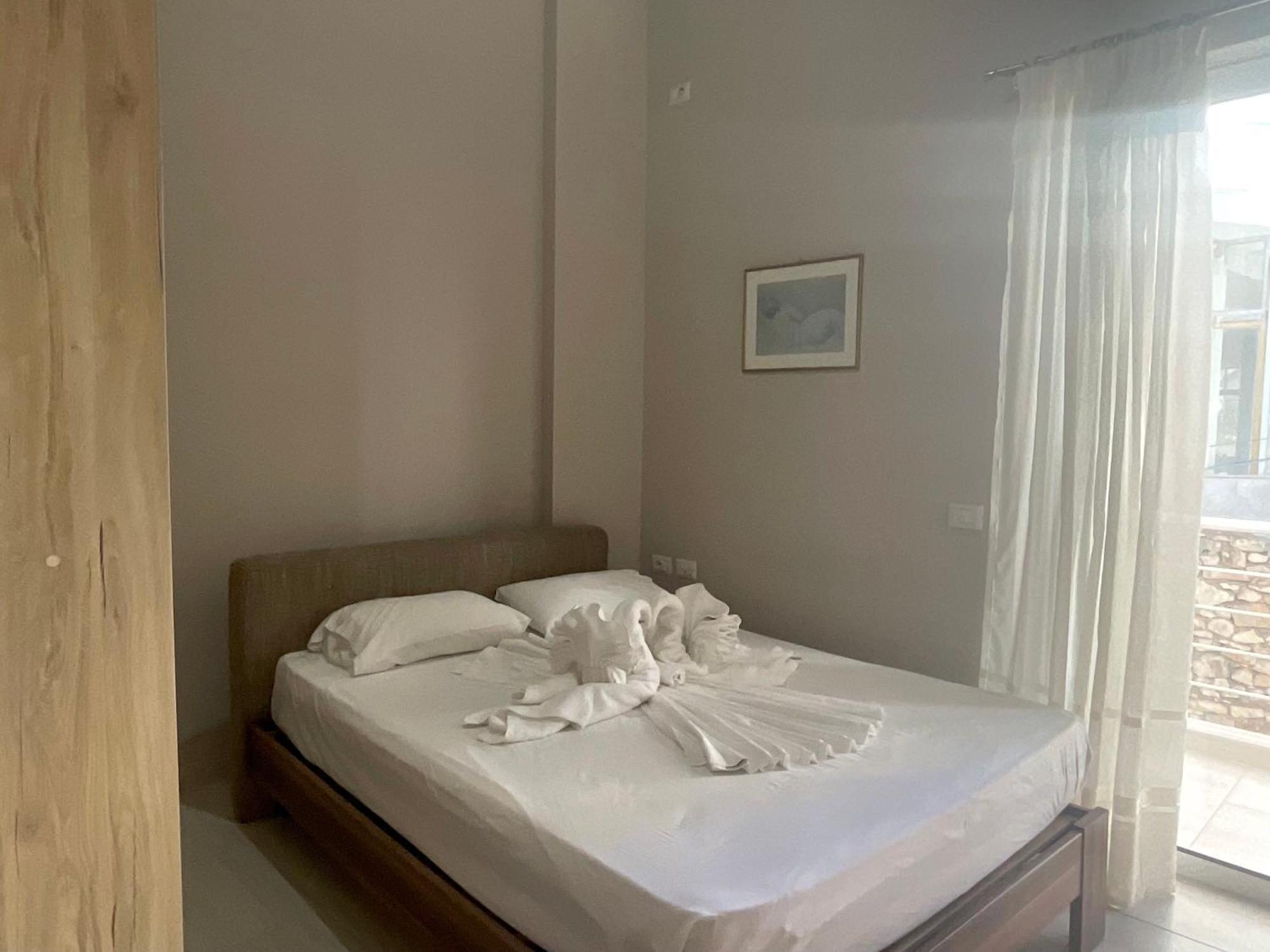 Mojito Beach Apartments With Free Parking Саранда Экстерьер фото