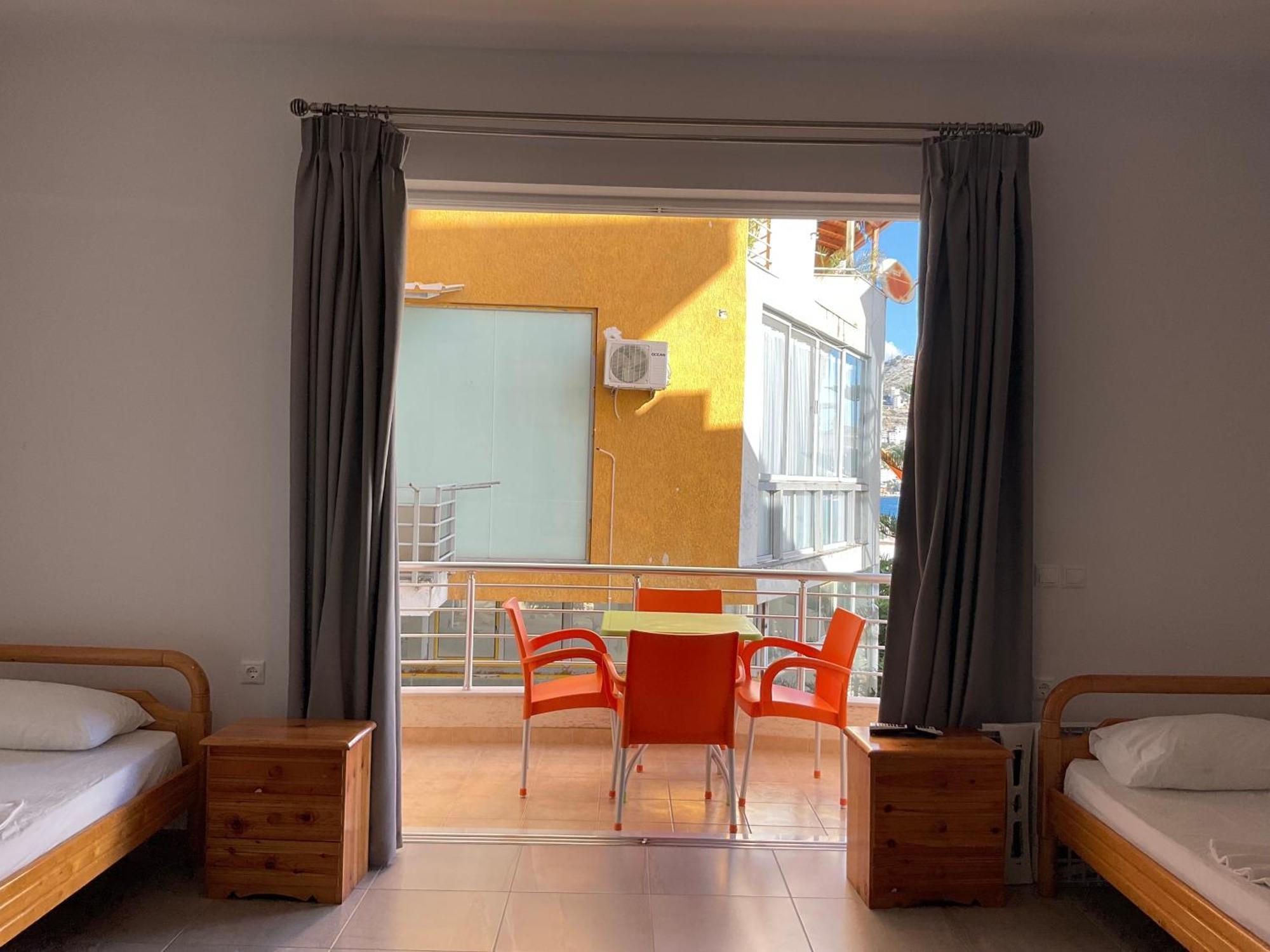 Mojito Beach Apartments With Free Parking Саранда Номер фото