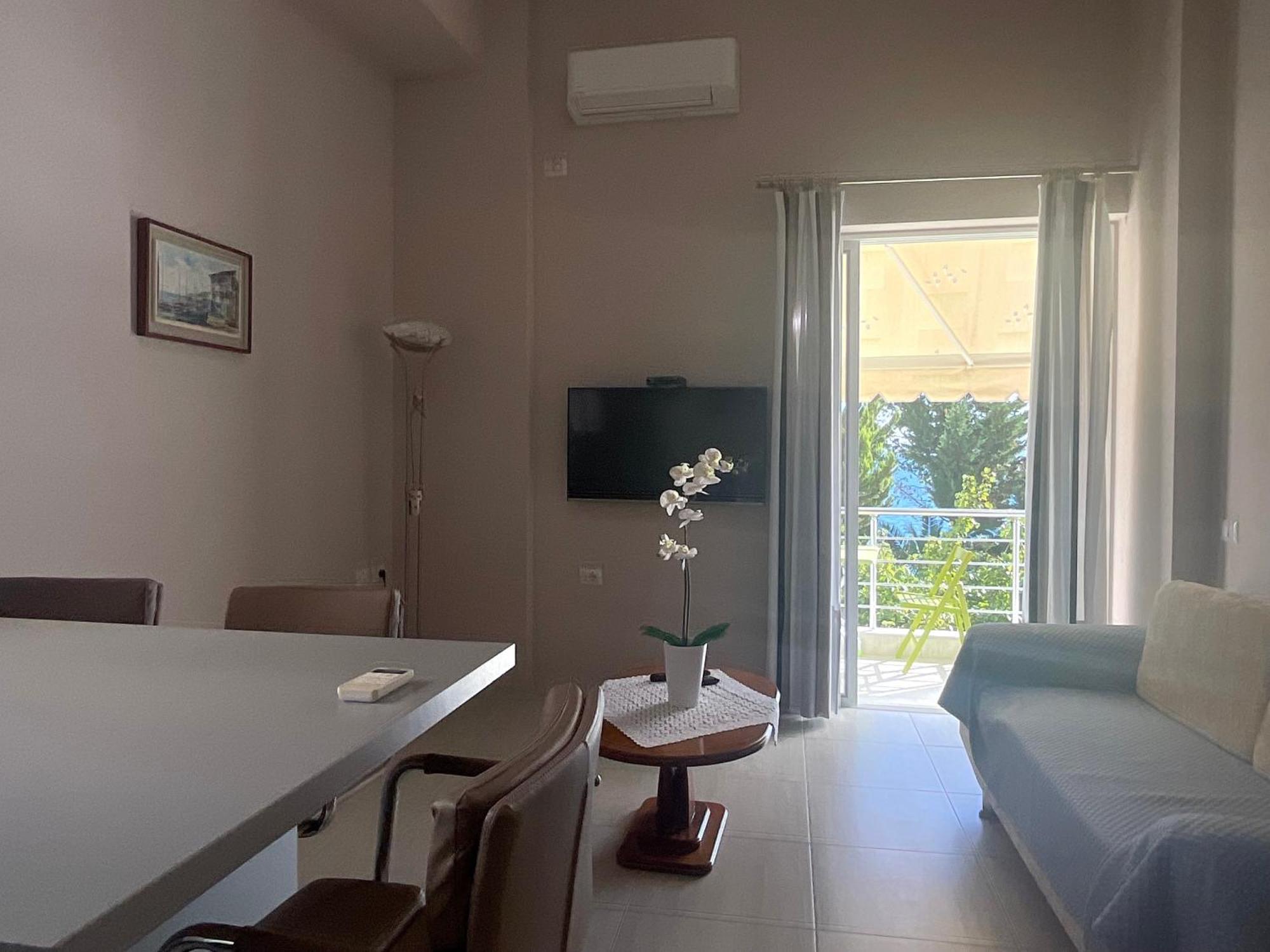 Mojito Beach Apartments With Free Parking Саранда Экстерьер фото