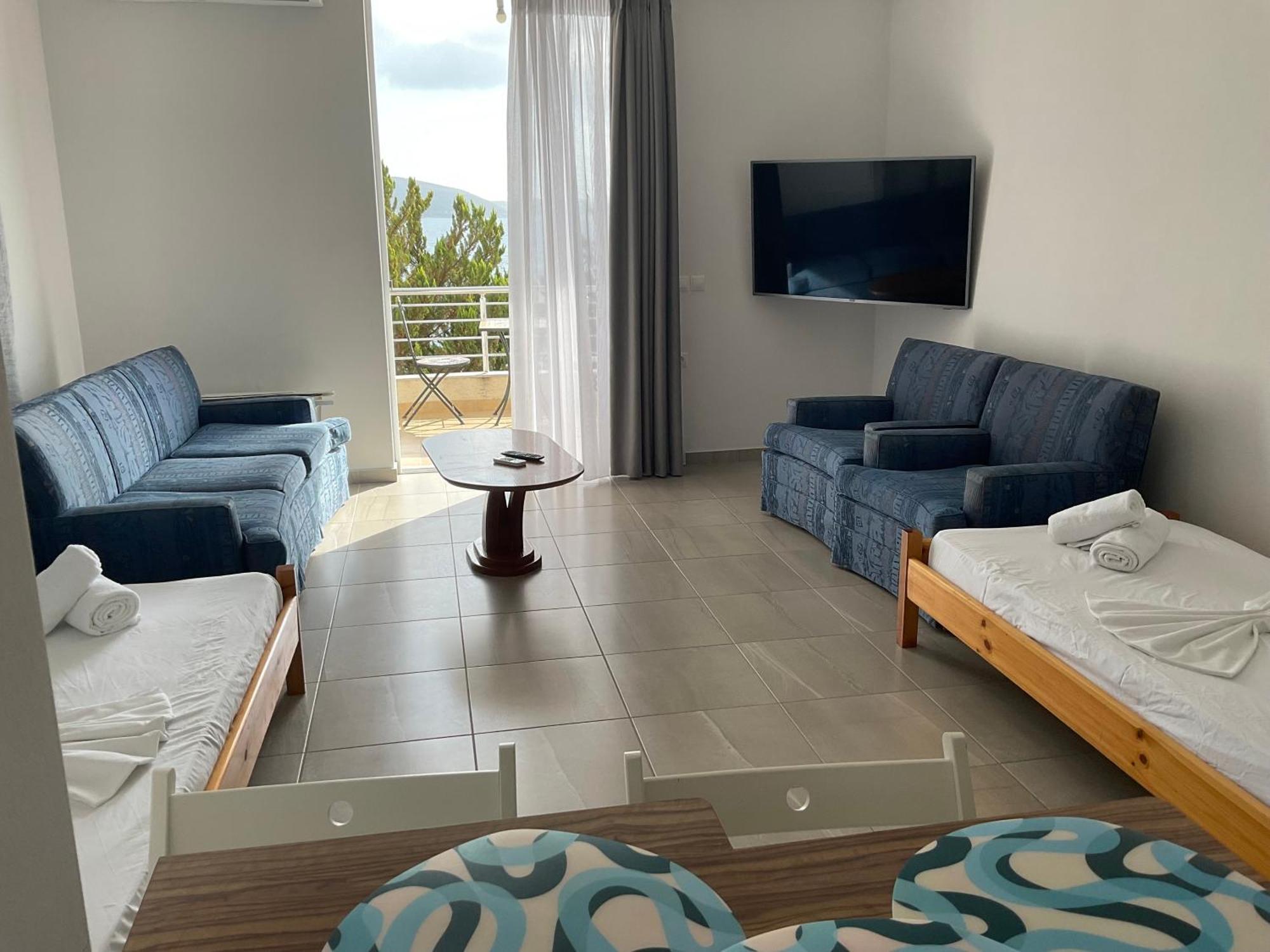 Mojito Beach Apartments With Free Parking Саранда Номер фото