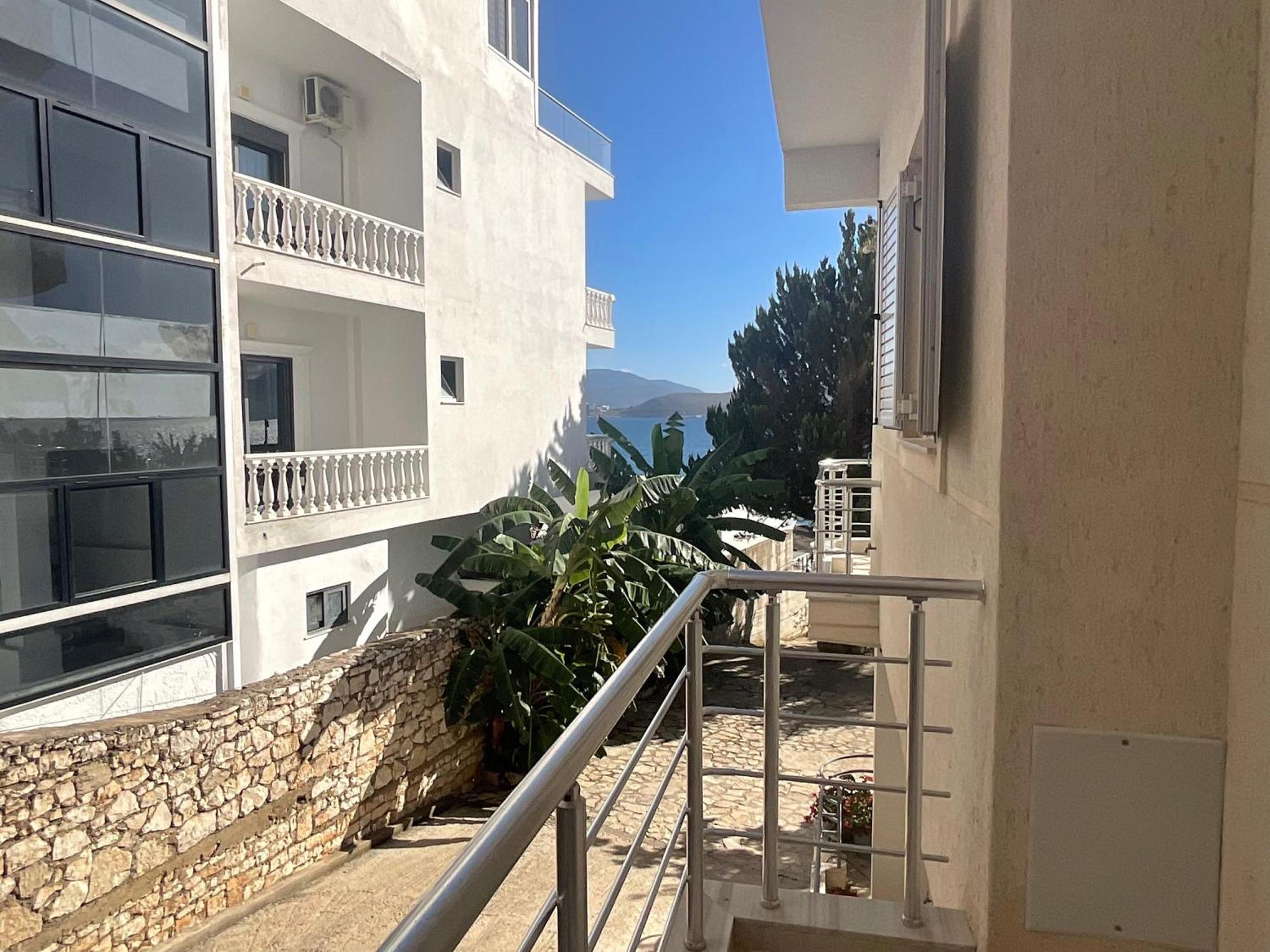 Mojito Beach Apartments With Free Parking Саранда Экстерьер фото